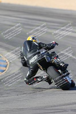 media/Feb-06-2025-Racers Edge (Thu) [[c17ed6f7b1]]/2-B Group/Session 4 End (Turn 10 Backside)/
